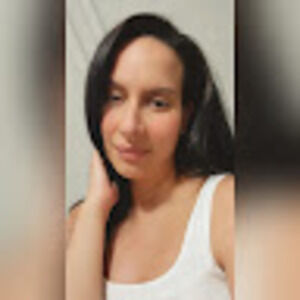 Meet your Posher, Linnette